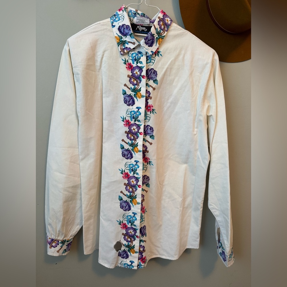 Roper White Shirt with Floral Embroidery